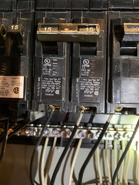 <b>Siemens</b> <b>type</b> <b>QT</b> dual circuit <b>breakers</b> are 1 inch wide and consist of (2) 1-pole <b>breakers</b>, in varying combinations of ampere ratings from 15 to 30 amp. . Siemens breaker type qp vs qt